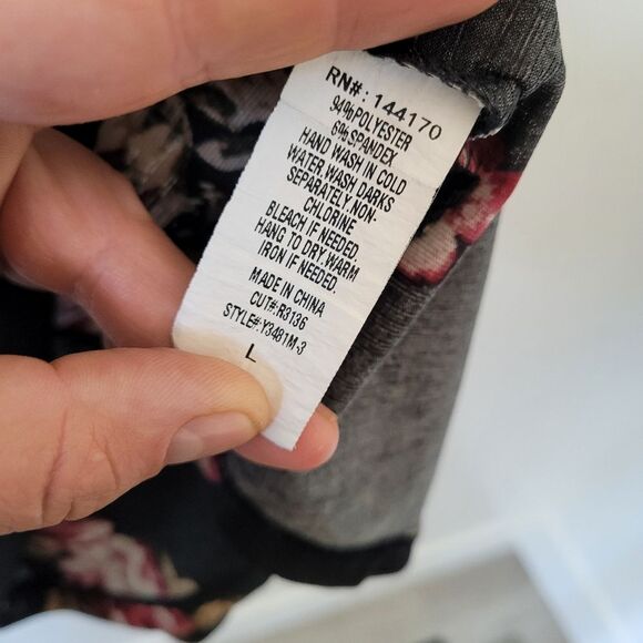 Tutta Bella Maternity Blouse Top Floral Lace Coquette Flutter Feminine Large - Picture 10 of 10